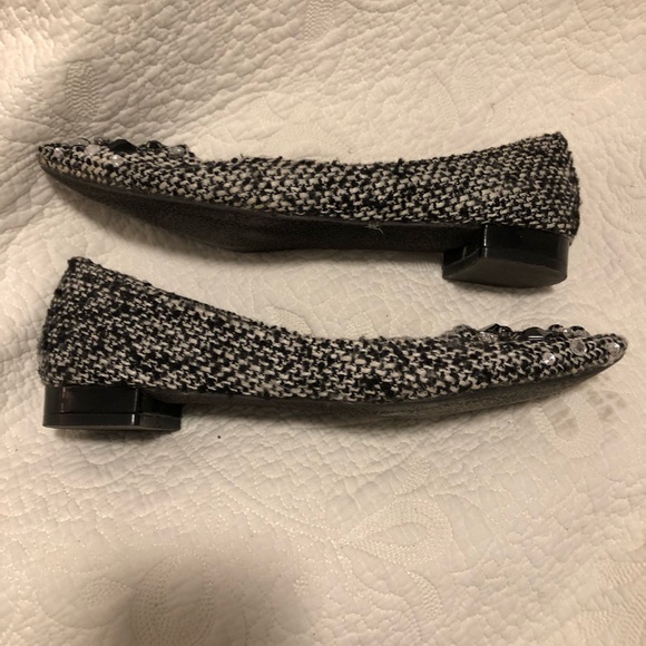Joe Fresh 9US black/white tweed flats - Picture 2 of 6